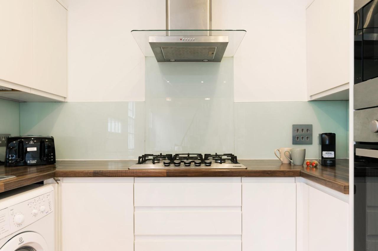 Spacious 4 Bedrooms Flat In New Oxford Street Лондон Экстерьер фото