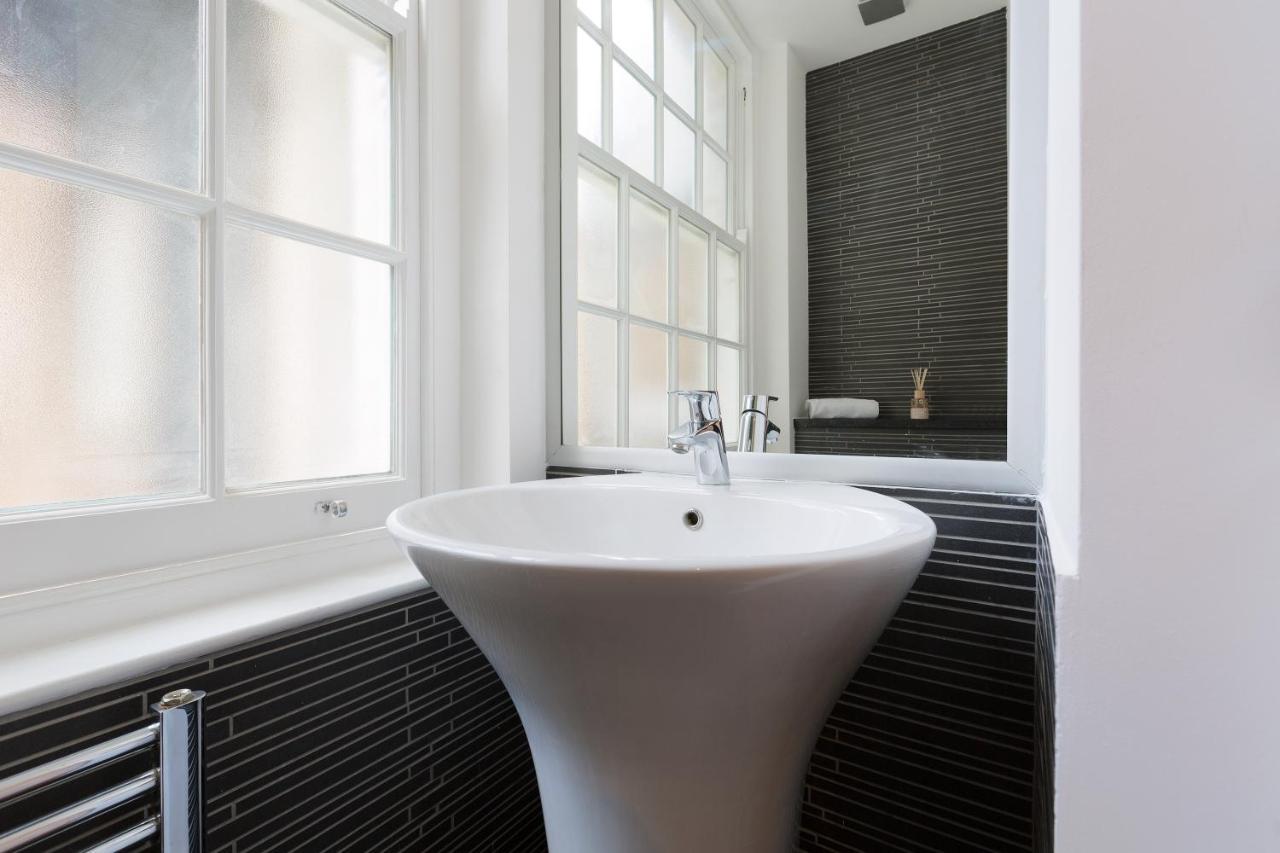 Spacious 4 Bedrooms Flat In New Oxford Street Лондон Экстерьер фото
